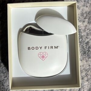 Body Firm Skin Revitalizing Tool - White